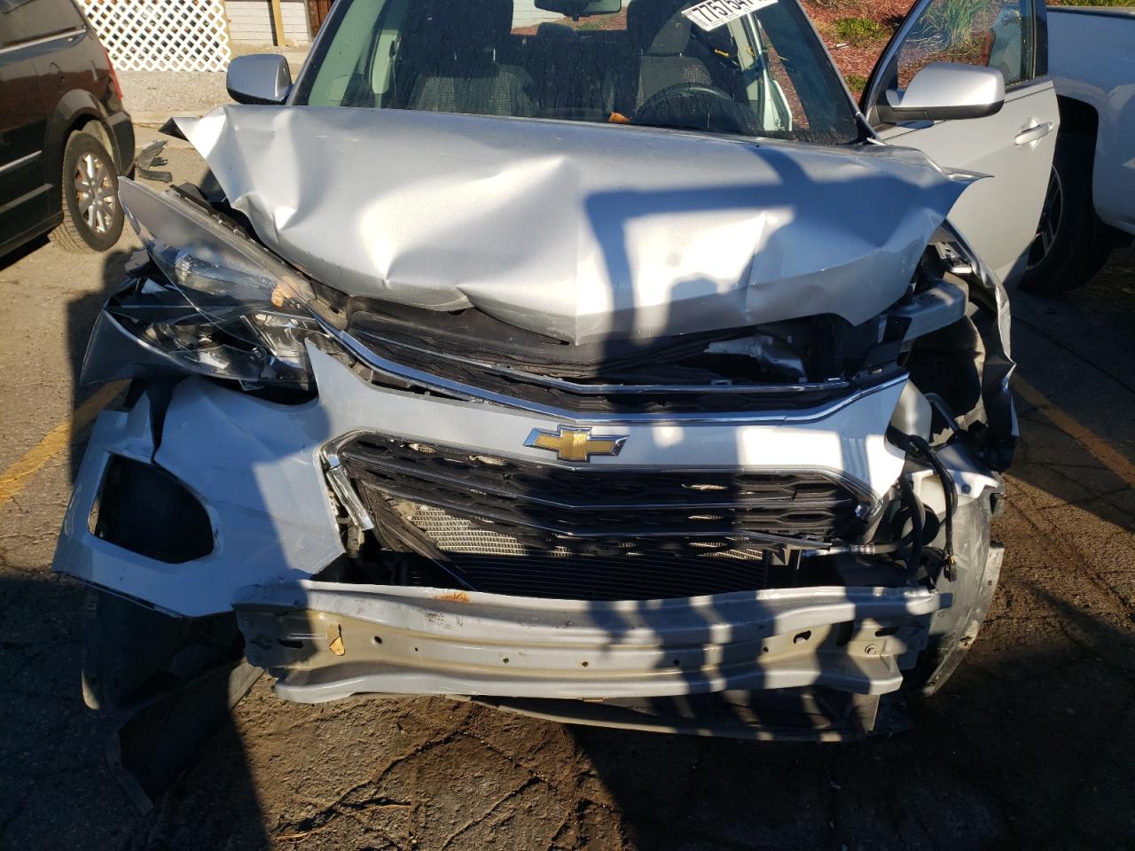 2017 Chevrolet Equinox - Image 12