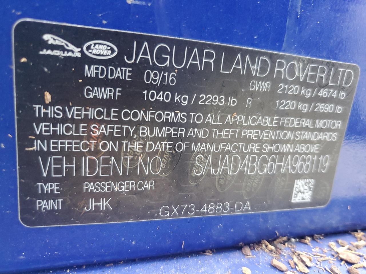 2017 Jaguar XE - Image 13