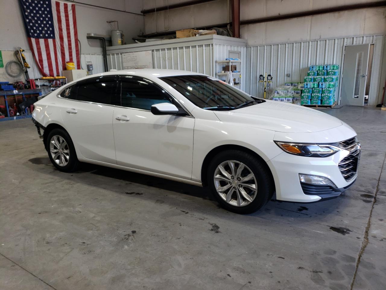 2019 Chevrolet Malibu - Image 4