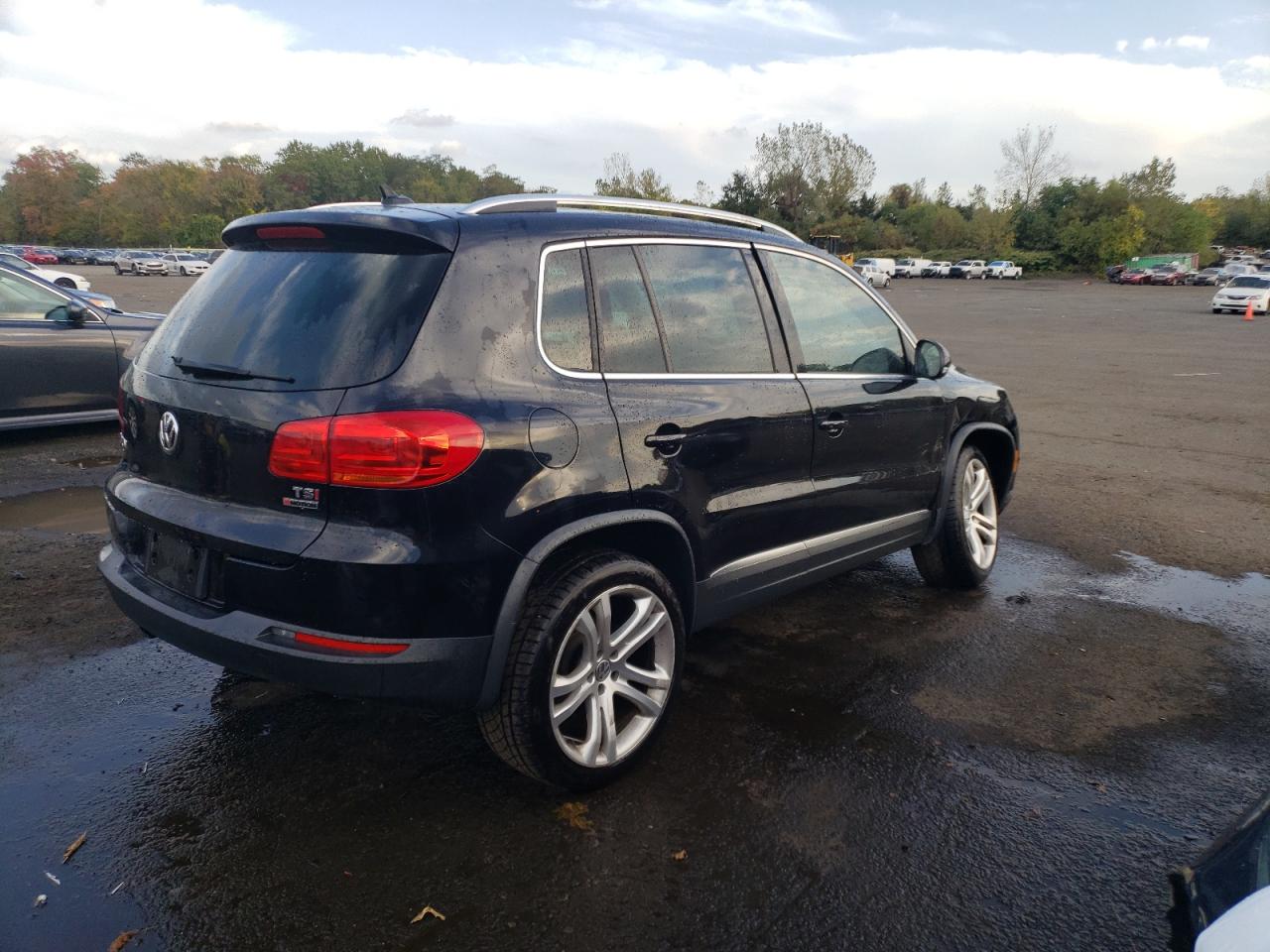 WVGBV7AX6GW606503 2016 Volkswagen Tiguan S