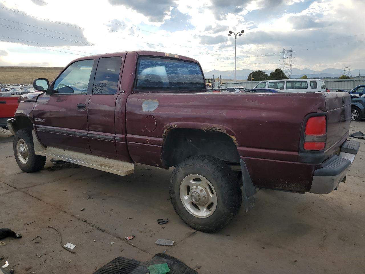 2000 Dodge RAM - Image 2