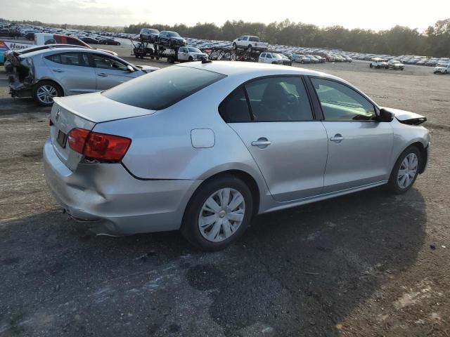 Sedans VOLKSWAGEN JETTA 2014 Silver