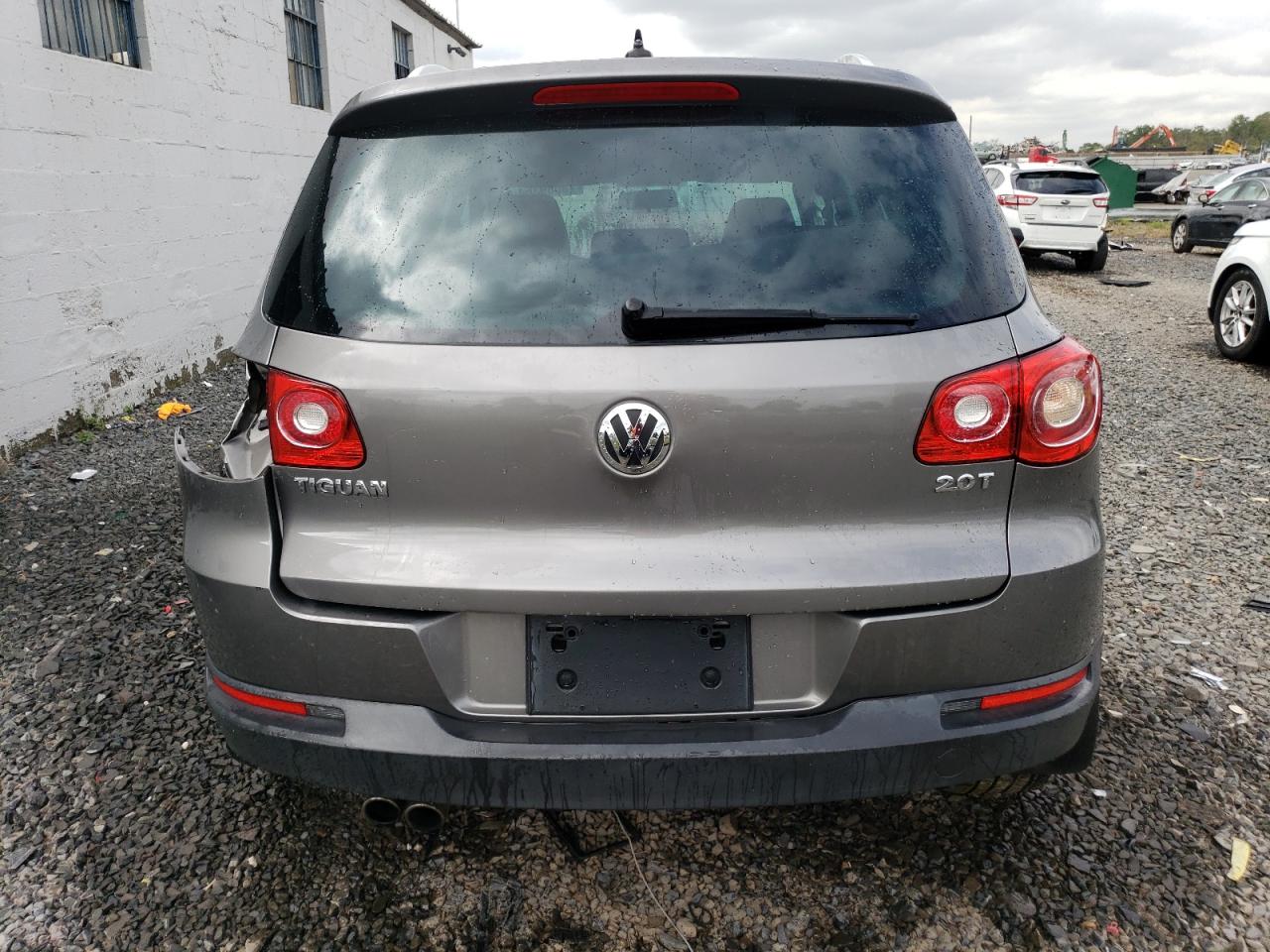 2010 Volkswagen Tiguan S VIN: WVGAV7AX7AW508874 Lot: 73689364