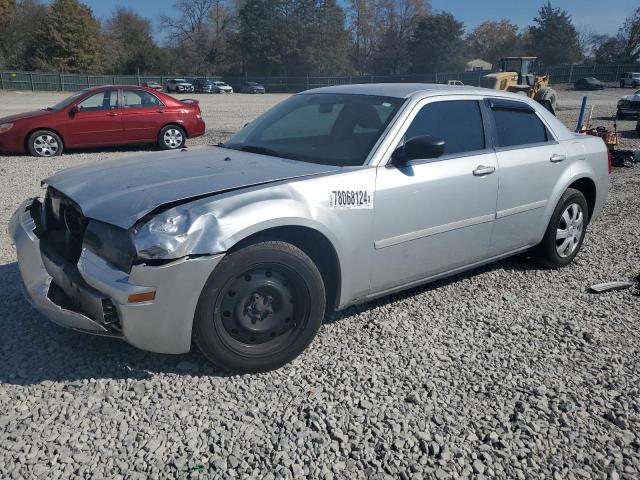 2005 Chrysler 300  zu verkaufen in Madisonville, TN - Front End