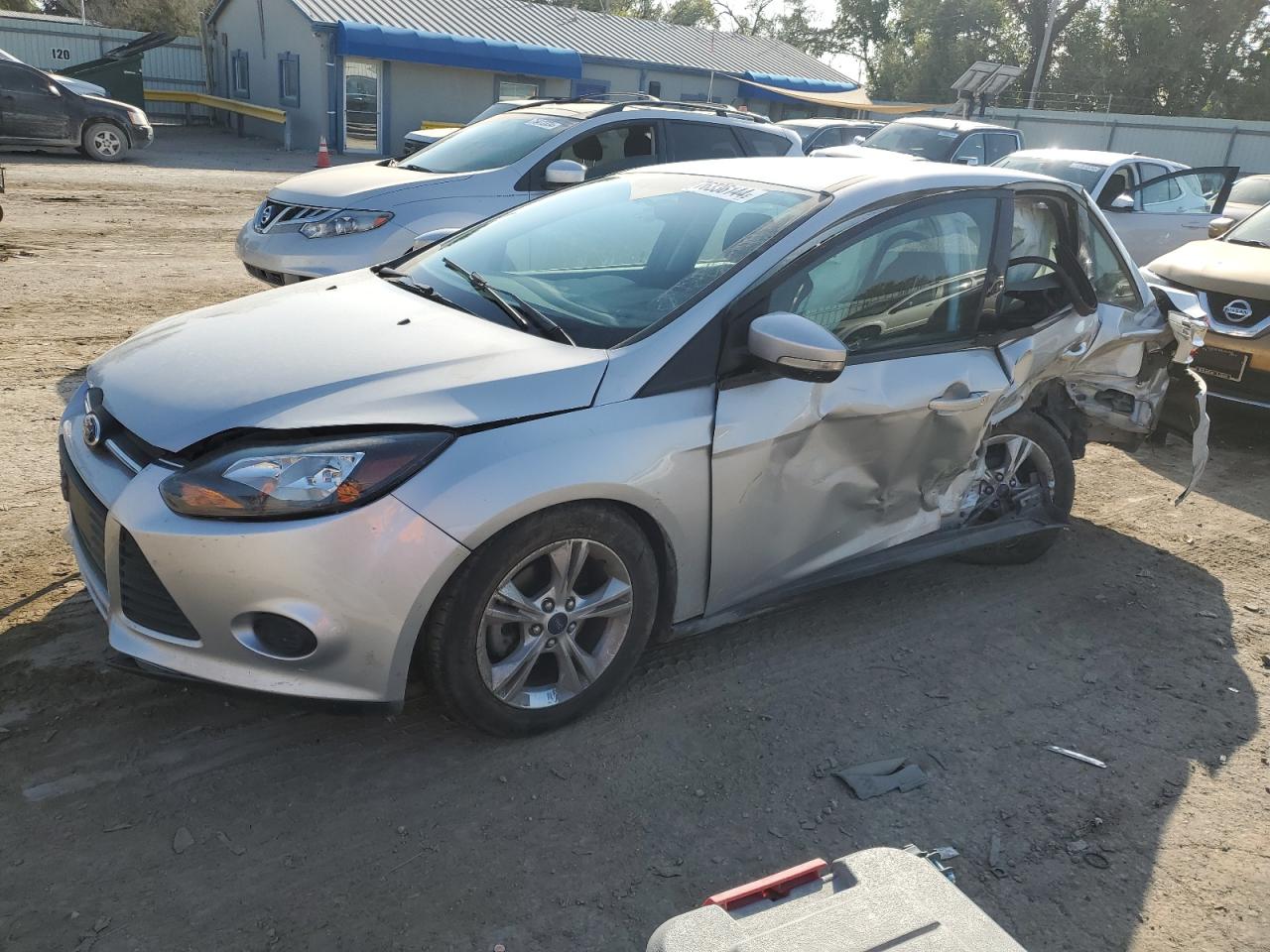 VIN 1FADP3F25EL243404 2014 FORD FOCUS no.1