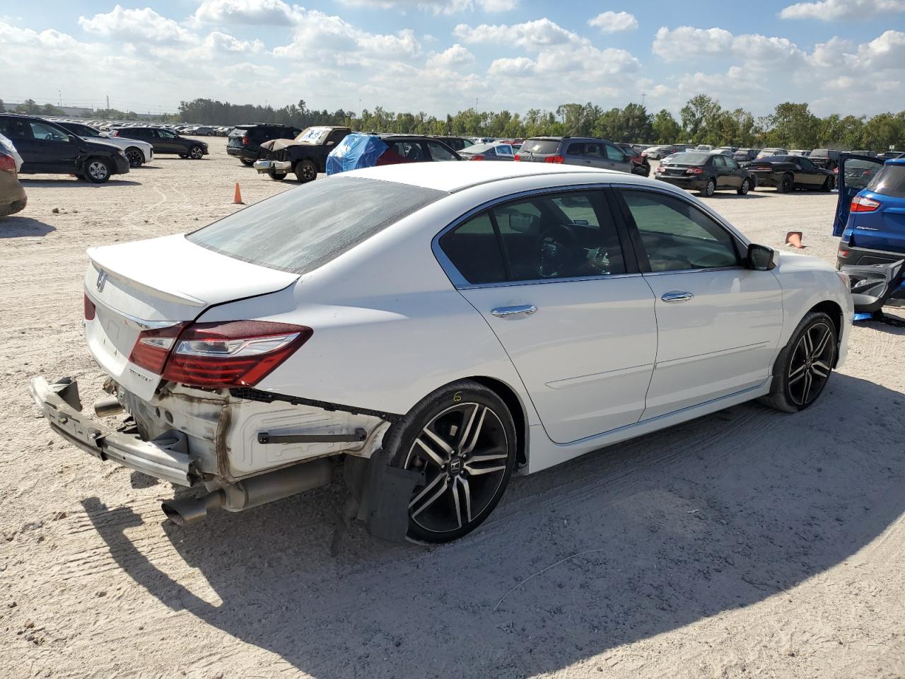 2017 Honda Accord - Image 3