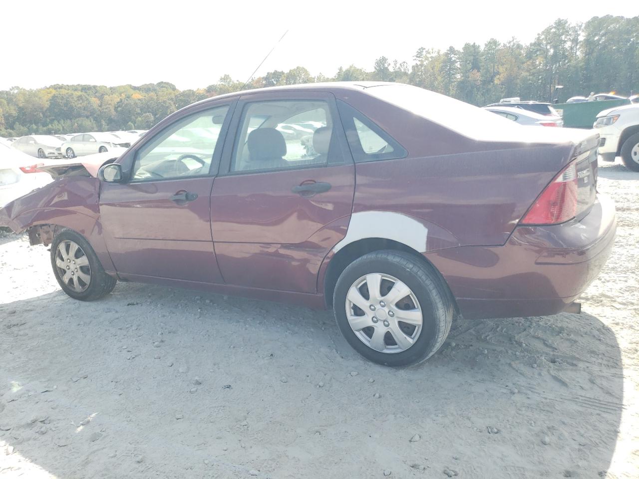 2007 Ford Focus - Image 2
