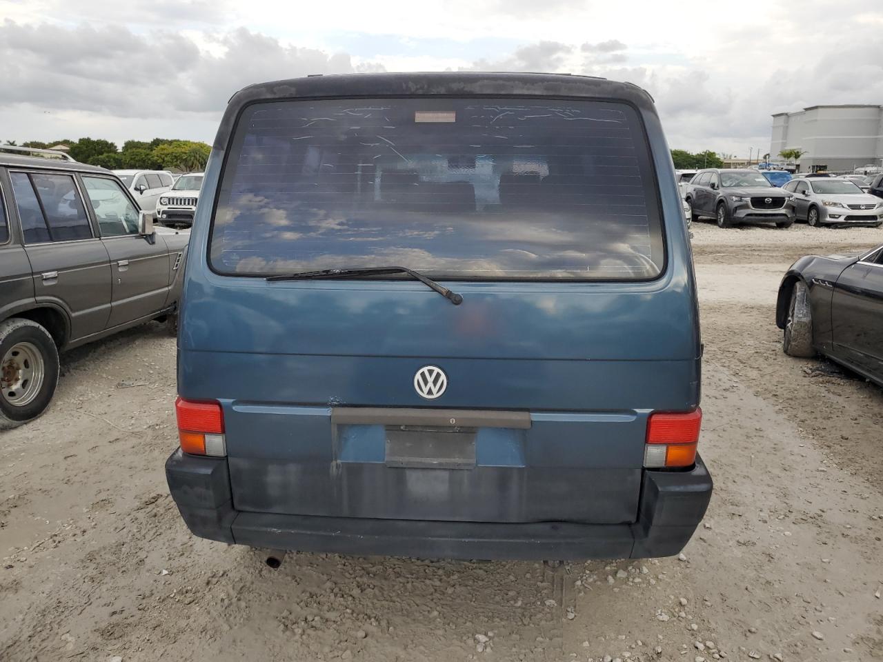 1993 Volkswagen Eurovan Mv VIN: WV2MC0707PH010911 Lot: 78414594