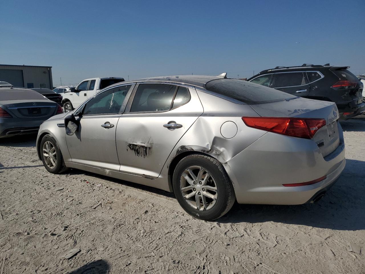2012 Kia Optima - Image 2