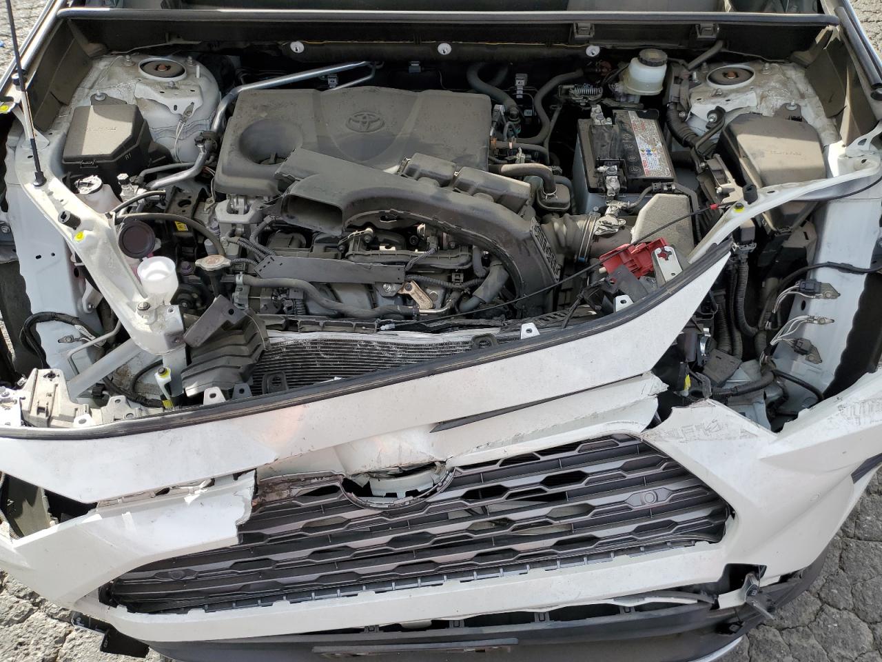 2020 Toyota RAV 4 - Image 12