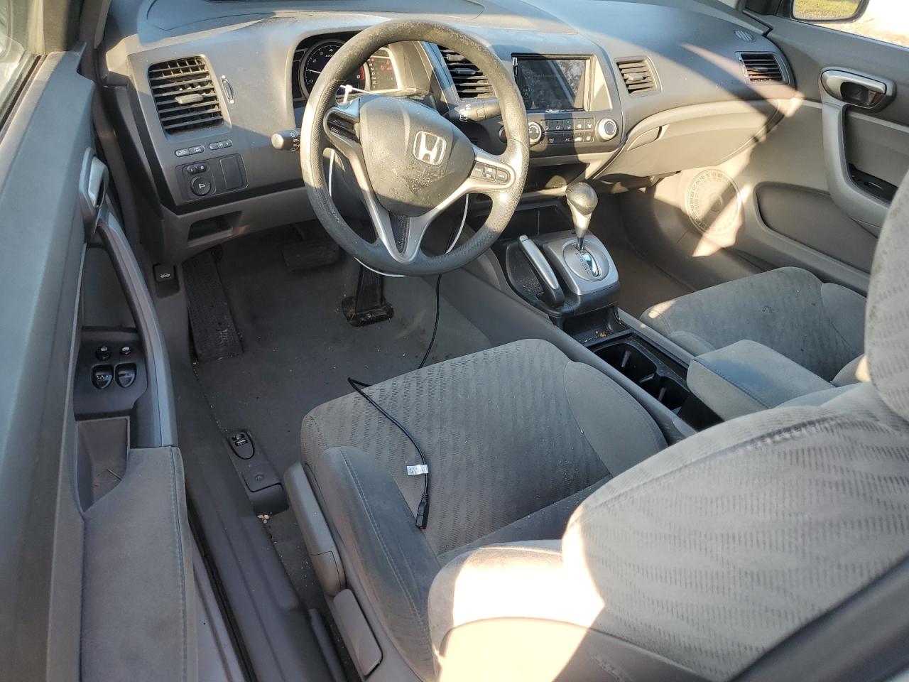 2009 Honda Civic Lx VIN: 2HGFG12619H525866 Lot: 77890404