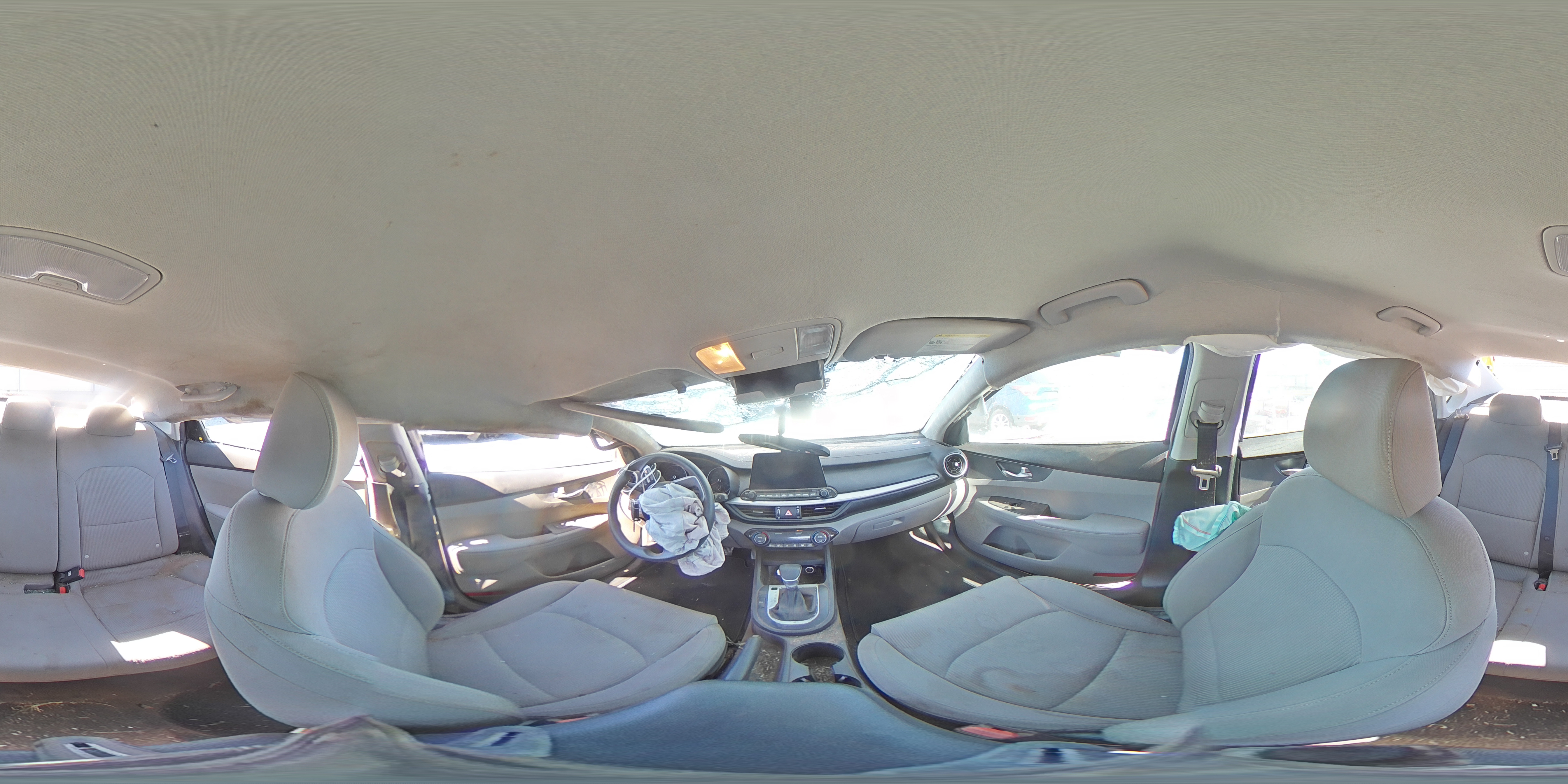 2019 Kia Forte - Image 13