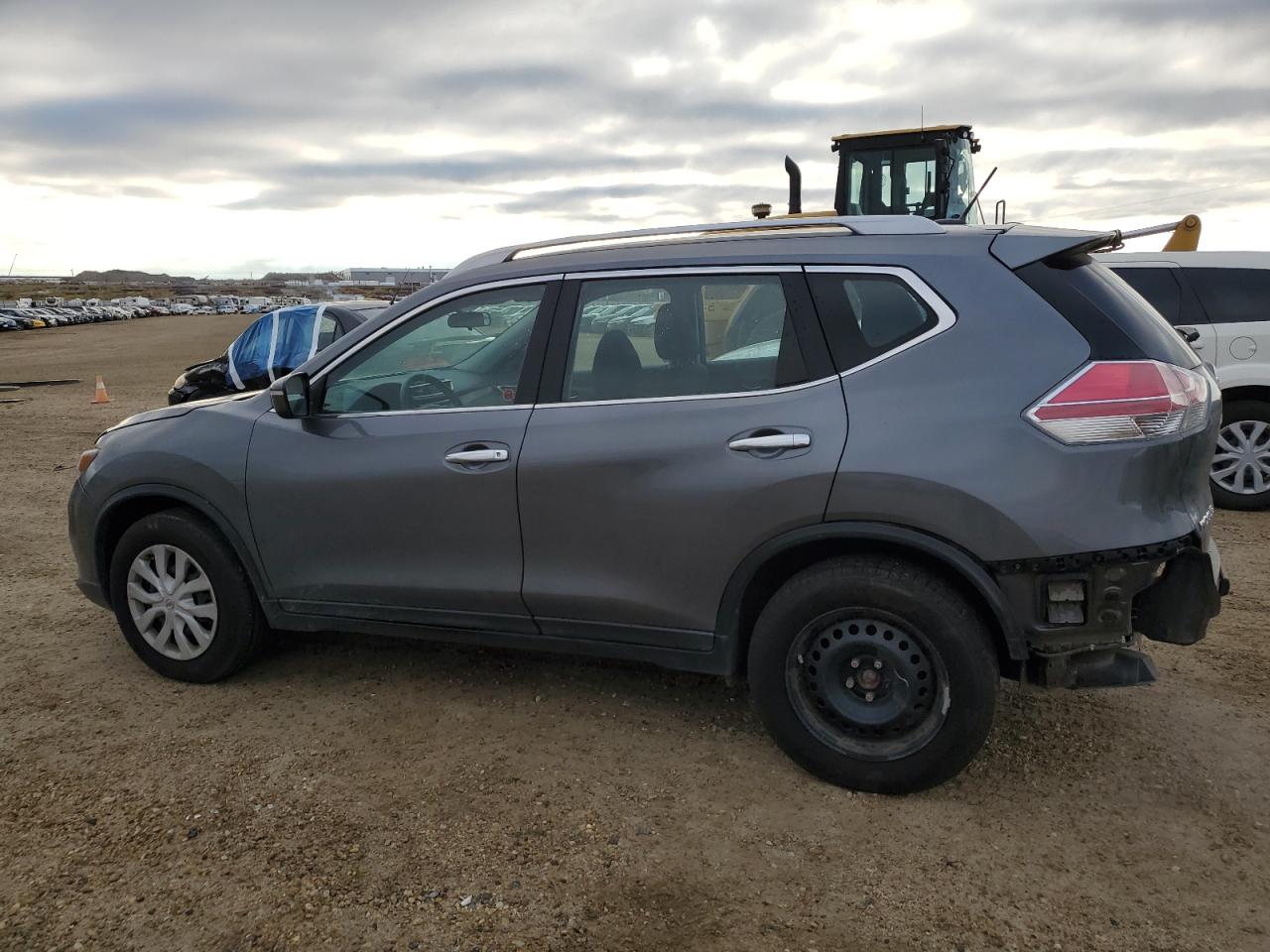 2014 Nissan Rogue - Image 2