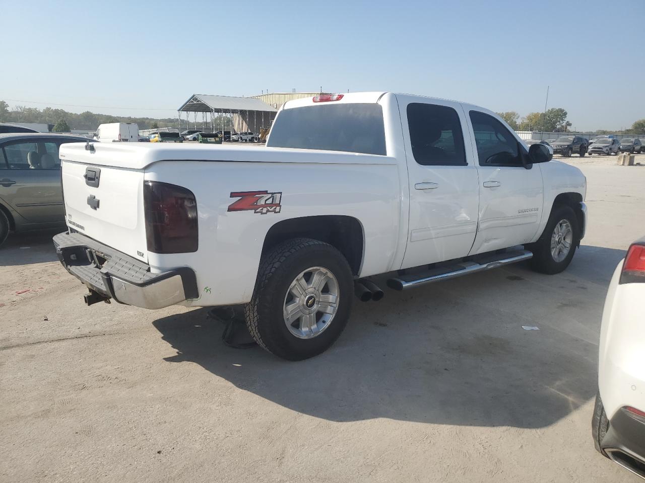 2013 Chevrolet Silverado - Image 3