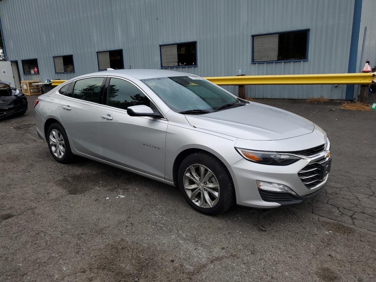 2021 Chevrolet Malibu - Image 4