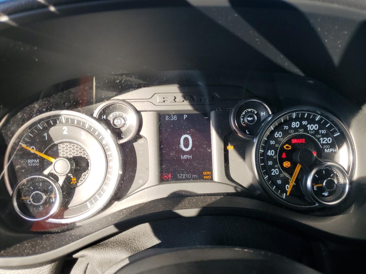 2021 RAM 1500 - Image 9
