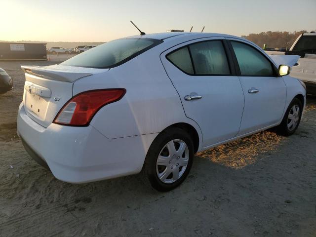  NISSAN VERSA 2018 Білий