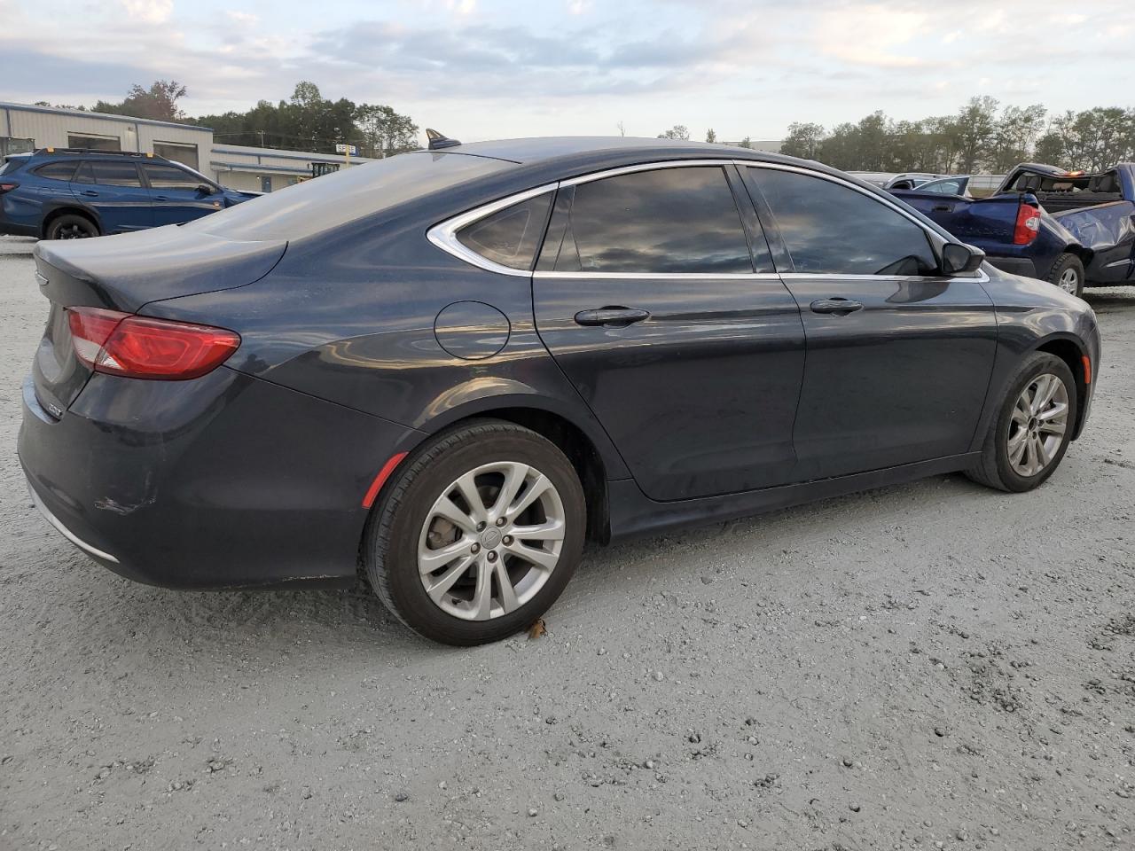 VIN 1C3CCCAB4HN500431 2017 CHRYSLER 200 no.3