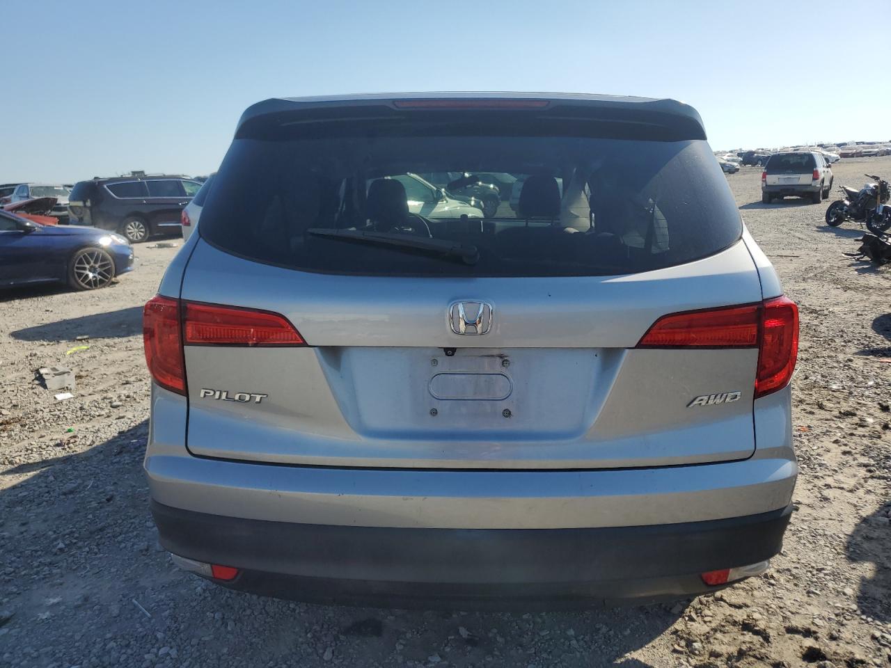 5FNYF6H19HB103075 2017 Honda Pilot Lx