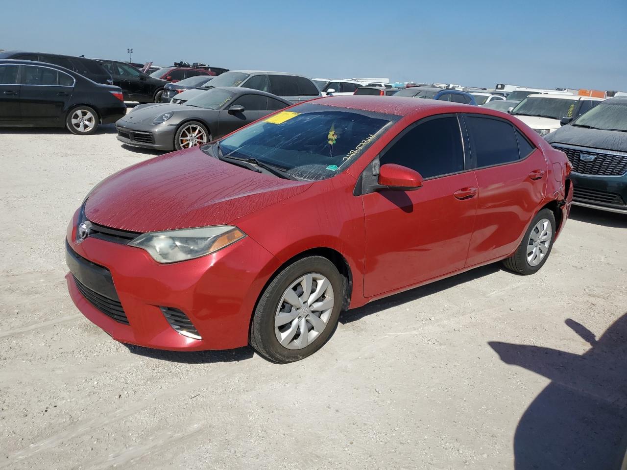 VIN 5YFBURHE3GP461159 2016 TOYOTA COROLLA no.1