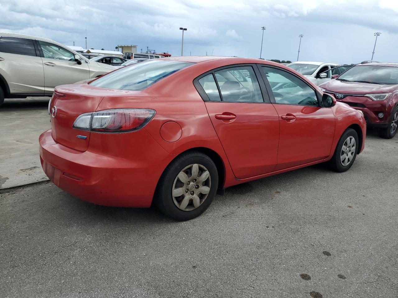 2013 Mazda 3 - Image 3