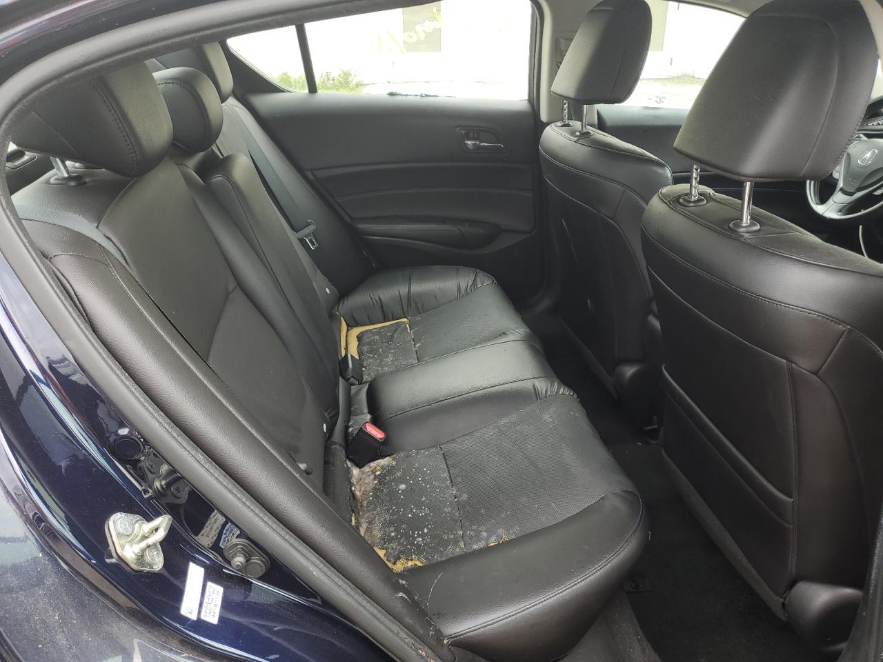 2014 Acura ILX - Image 10