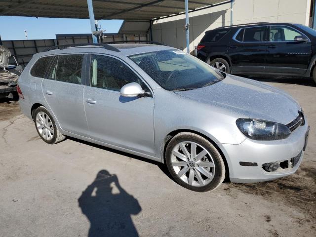  VOLKSWAGEN JETTA 2013 Серебристый