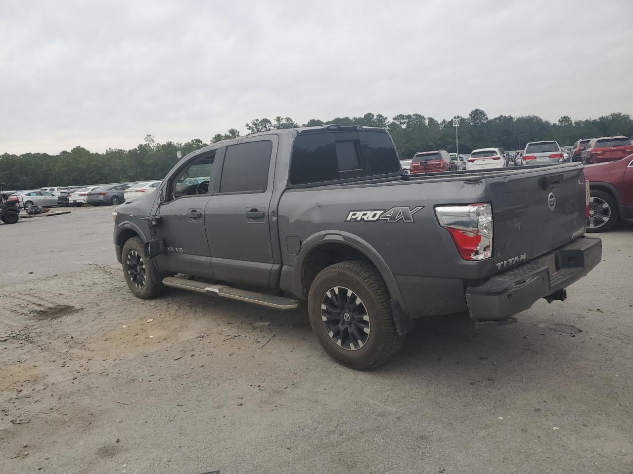 1N6AA1E51KN514518 2019 Nissan Titan Sv