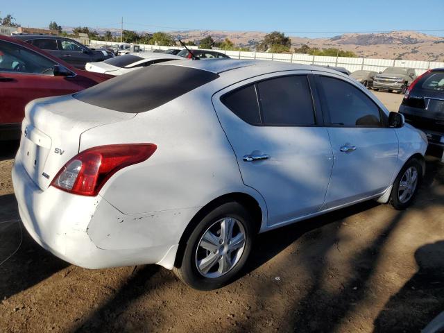 Sedans NISSAN VERSA 2012 Biały