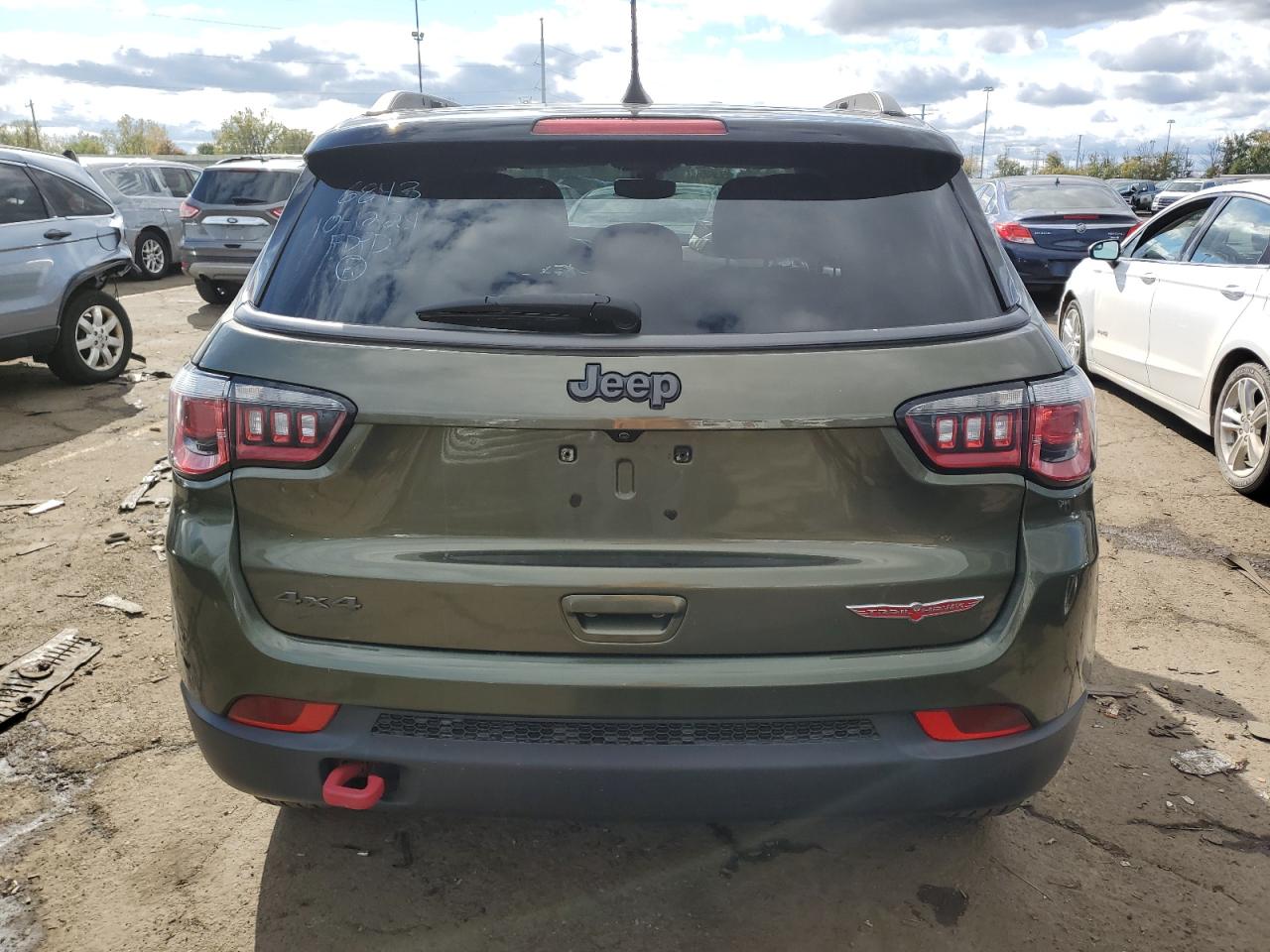 3C4NJDDB6HT646843 2017 Jeep Compass Trailhawk