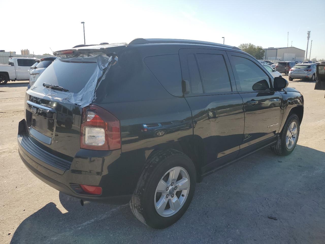 2016 Jeep Compass Sport VIN: 1C4NJCBBXGD765058 Lot: 77422774