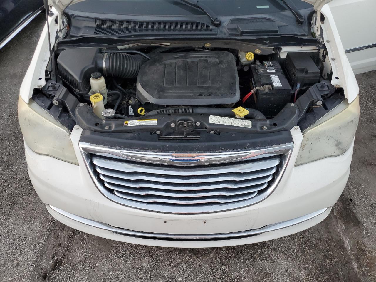 2011 Chrysler Town & Country Limited VIN: 2A4RR6DG4BR713087 Lot: 75510564