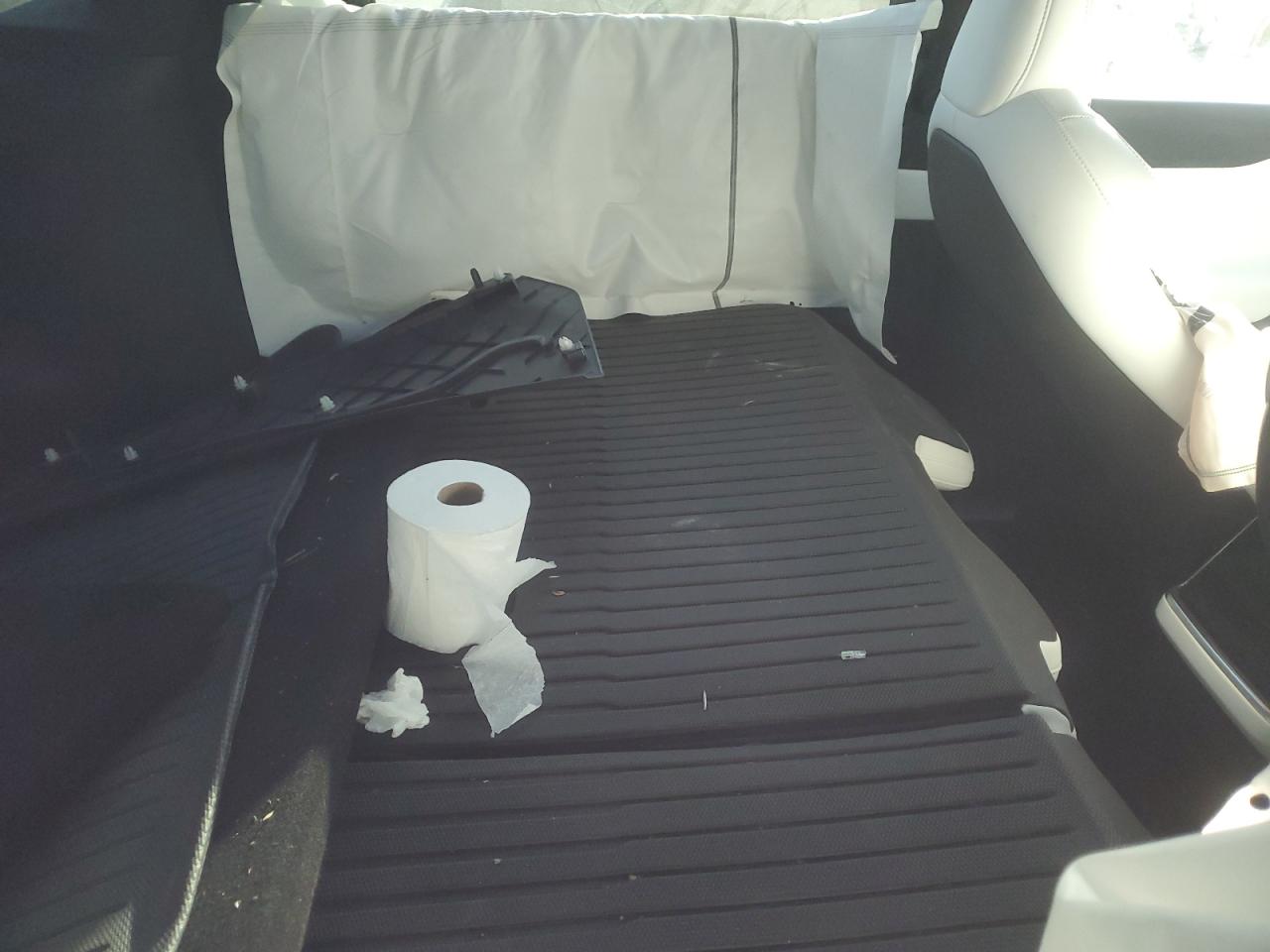 2023 Tesla Model X VIN: 7SAXCDE58PF400193 Lot: 74831404