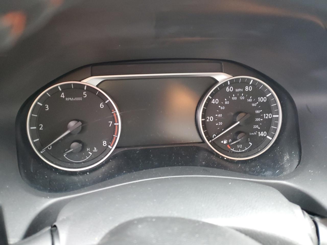 2024 Nissan Altima - Image 9