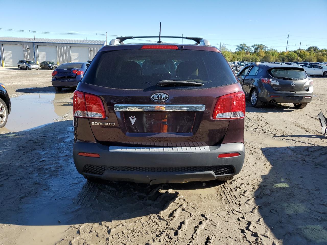 5XYKTDA27BG167783 2011 Kia Sorento Base