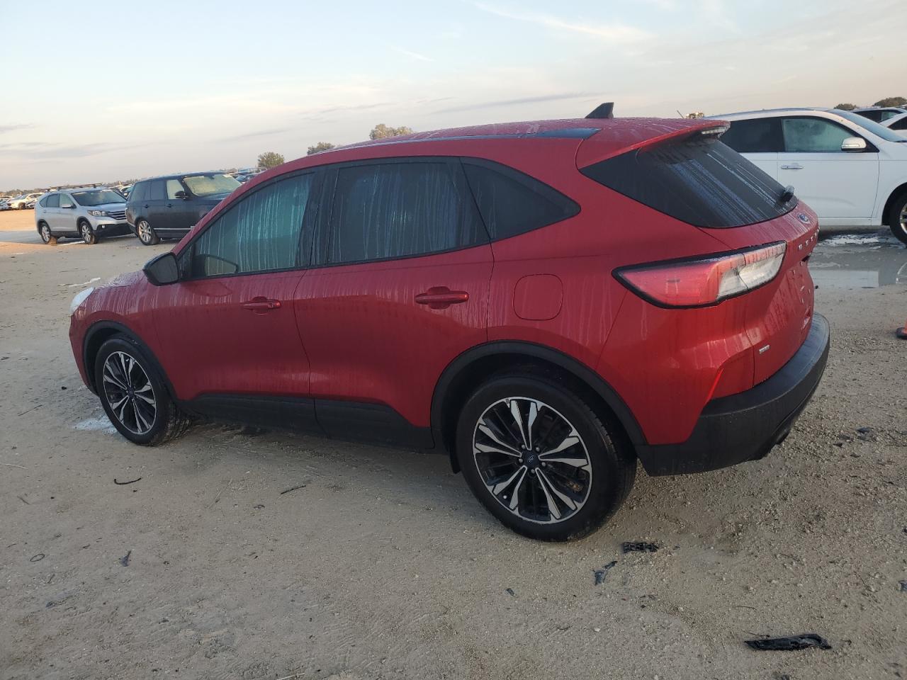 2022 Ford Escape - Image 2