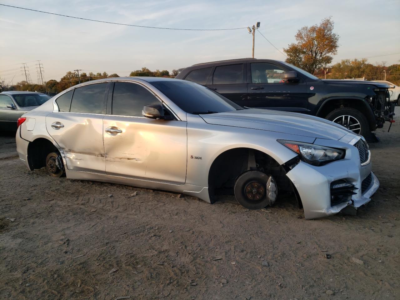 2016 Infiniti Q50 - Image 4