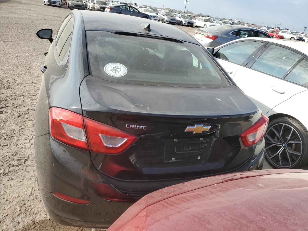 1G1BC5SM0J7192583 2018 Chevrolet Cruze Ls