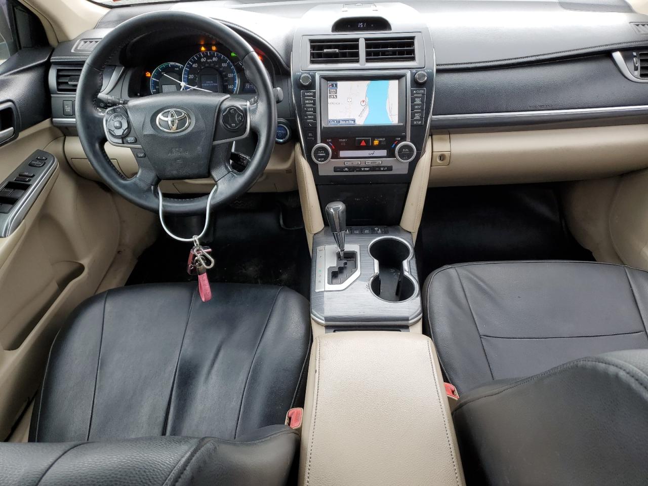 2013 Toyota Camry - Image 8