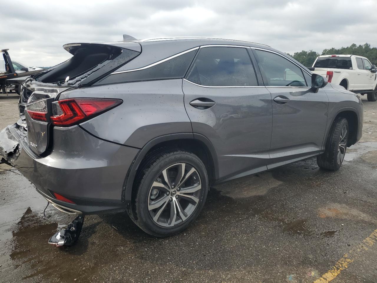 2021 Lexus RX - Image 3