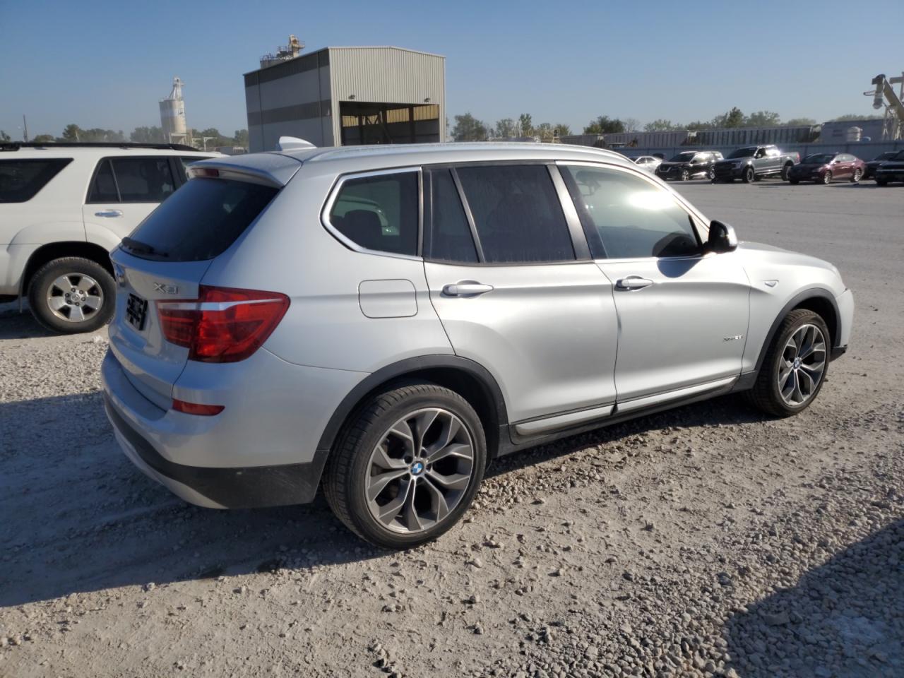 2016 BMW X3 - Image 3