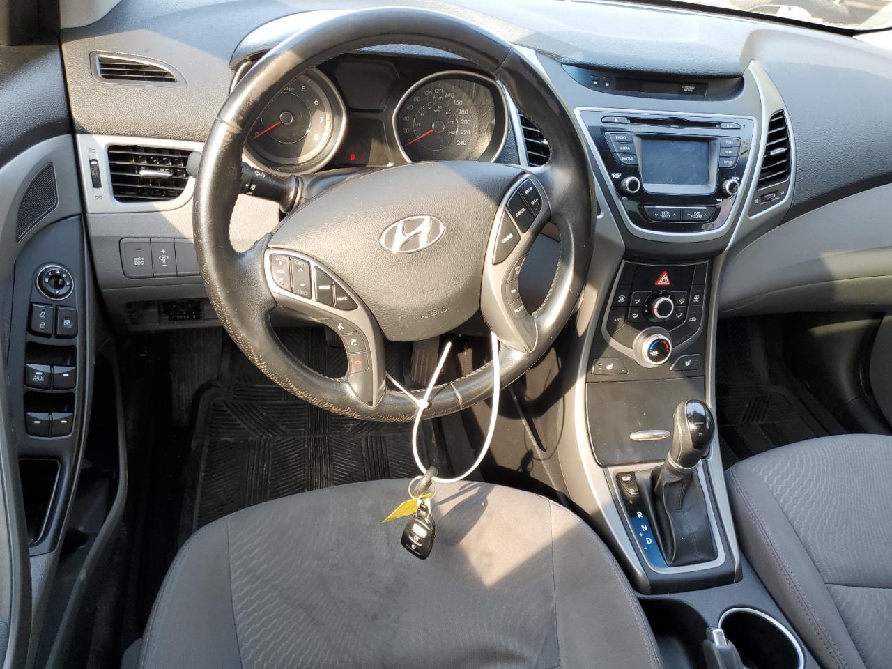 5NPDH4AE0EH466775 2014 Hyundai Elantra Se