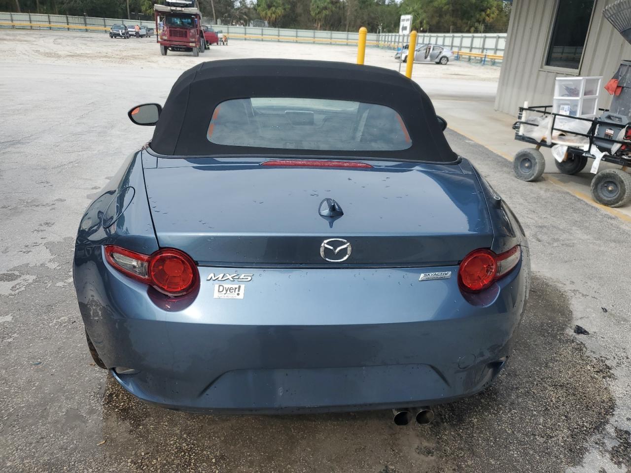 2017 Mazda Mx-5 Miata Grand Touring VIN: JM1NDAD75H0123232 Lot: 77967024