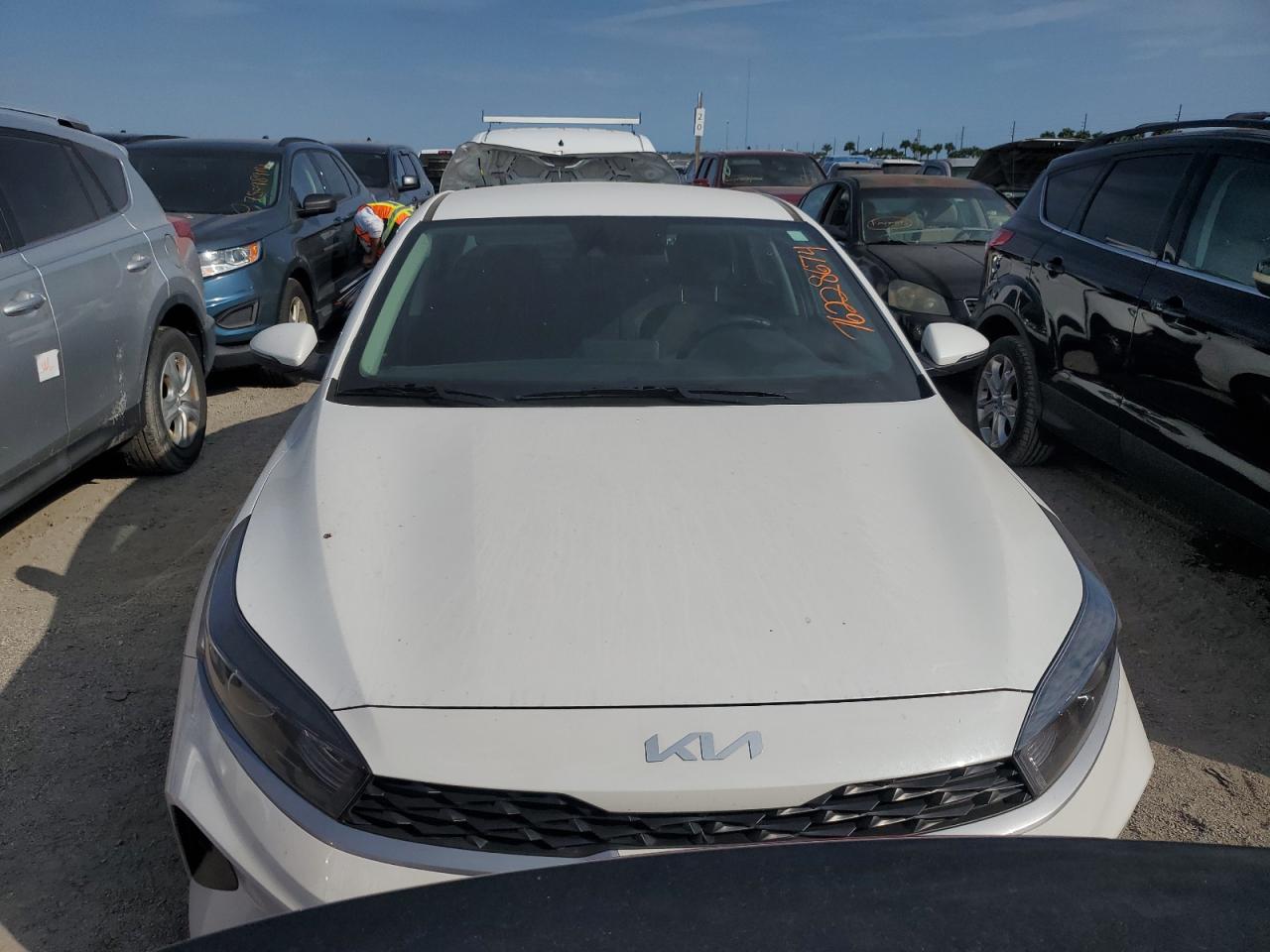 2024 Kia Forte - Image 5