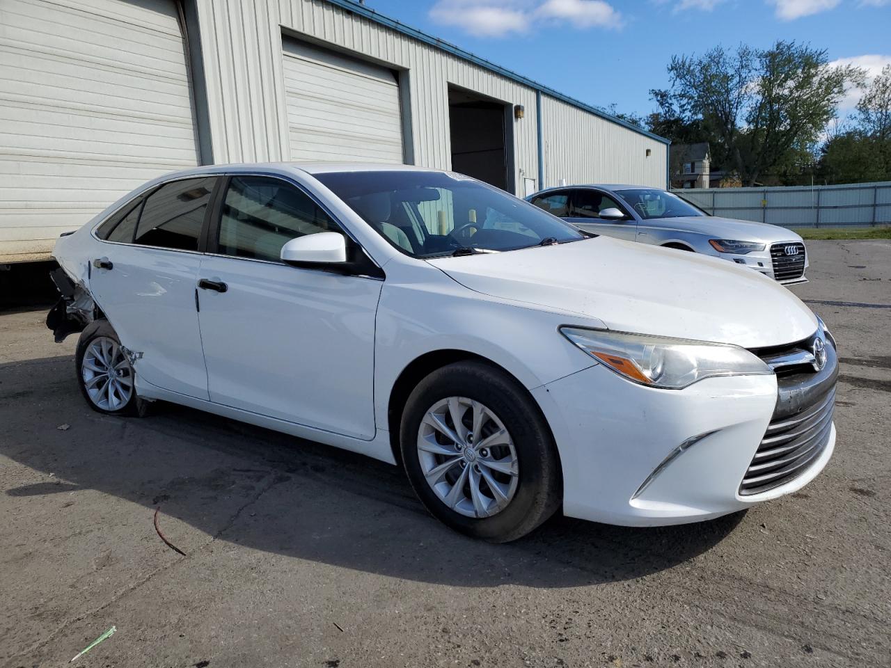 2015 Toyota Camry - Image 4