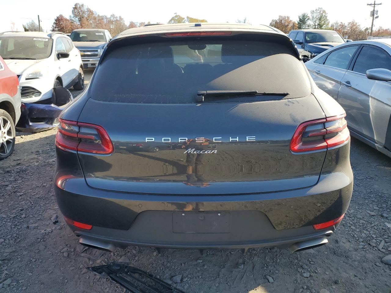 2017 Porsche Macan - Image 6