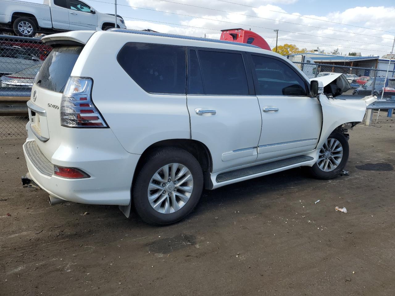 2015 Lexus GX - Image 3