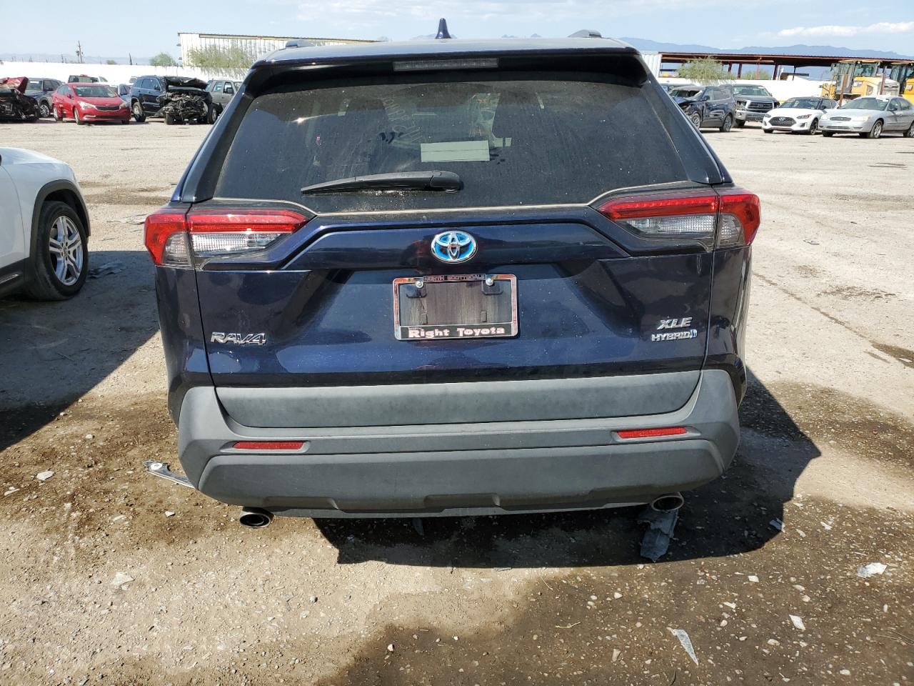2020 Toyota RAV 4 - Image 6