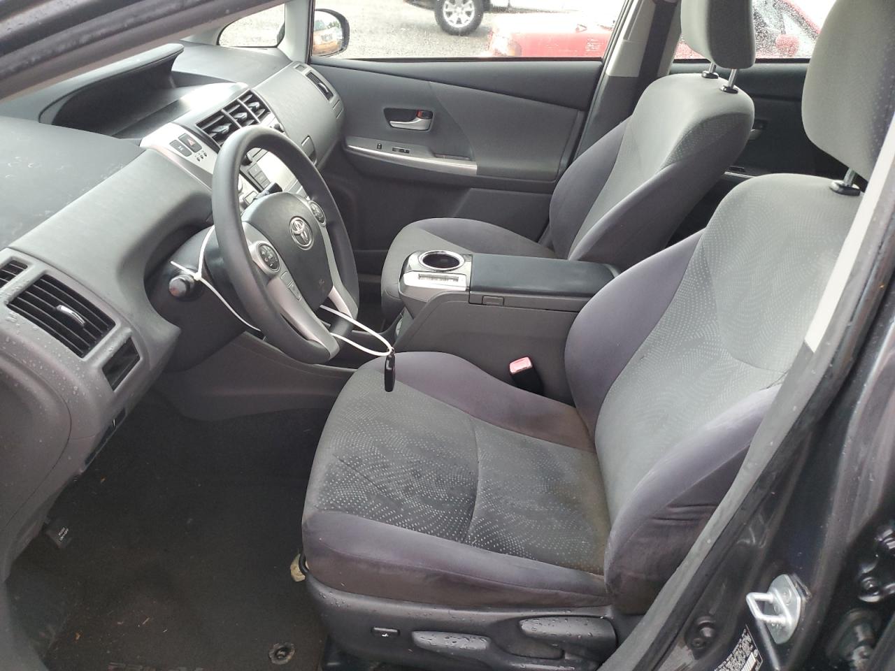 2012 Toyota Prius - Image 7