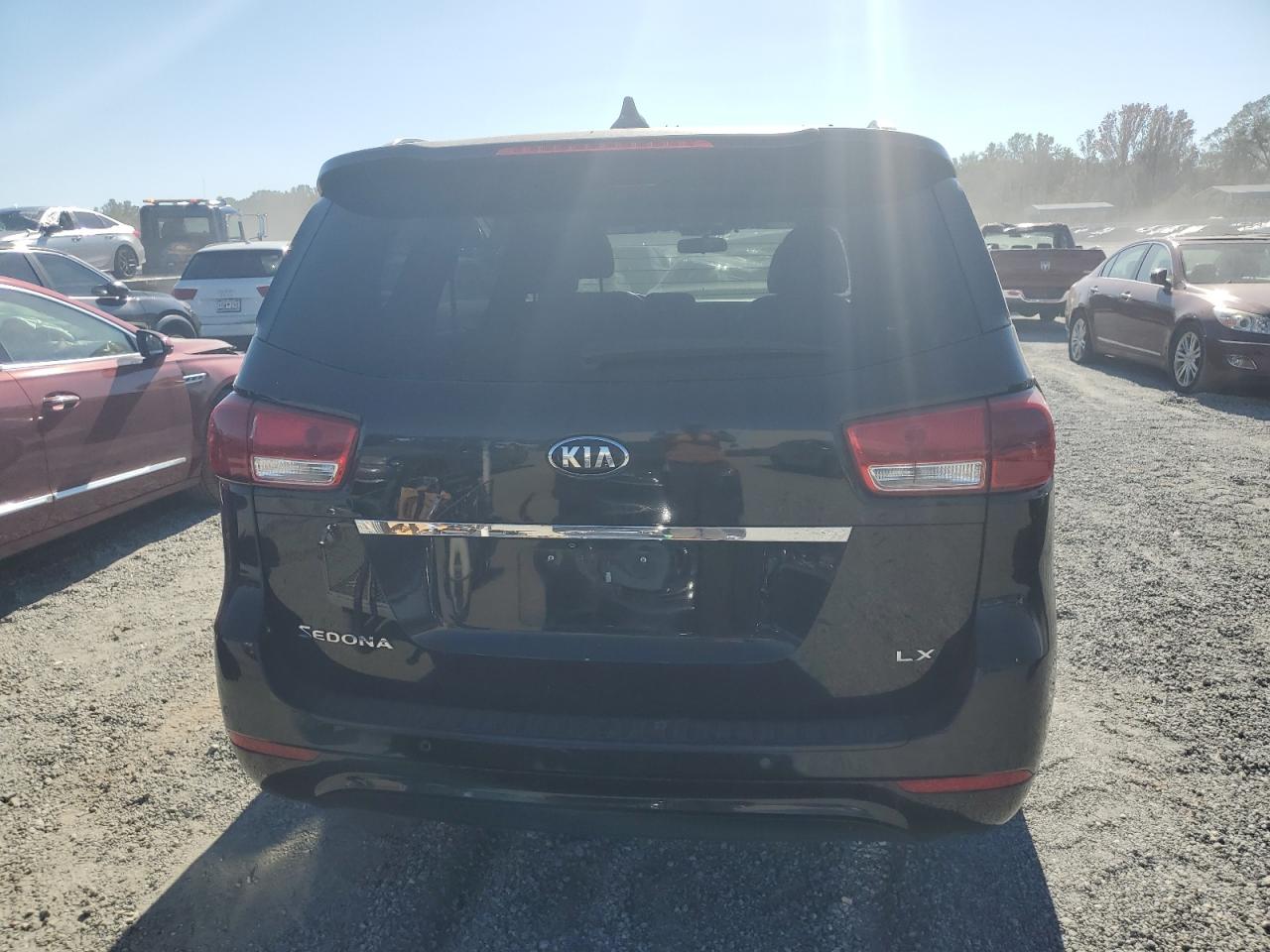 2018 Kia Sedona Lx VIN: KNDMB5C13J6390250 Lot: 76742804